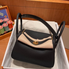 에르메스 린디백 30 블랙 금장 끌레망스 악어가죽 핸들